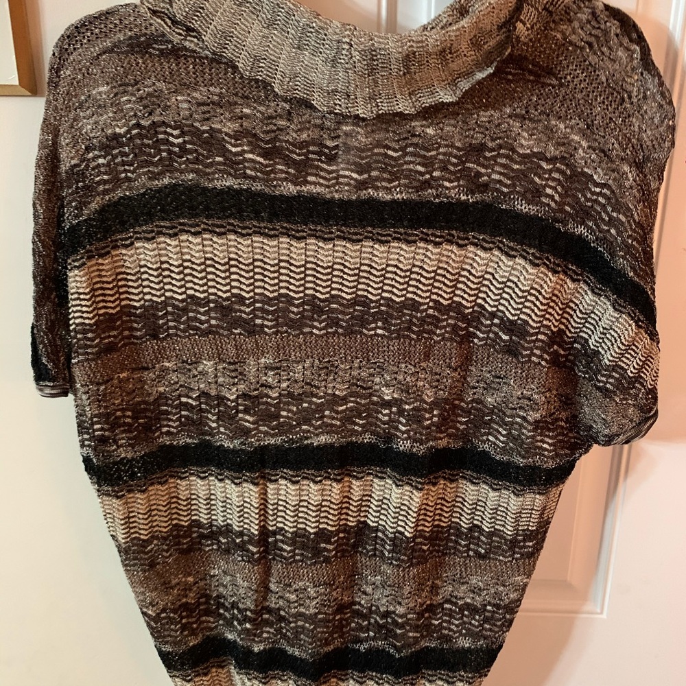 NWOT Women’s INC sweater shirt. Size SP - Picture 7 of 7